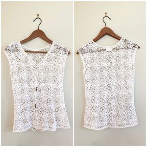 Blumind Crochet Top